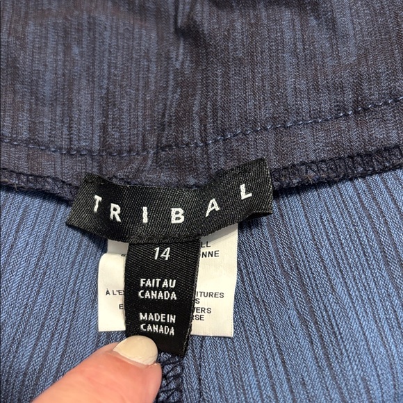 Tribal Pull On Plus Ankle Pants - Picture 6 of 8